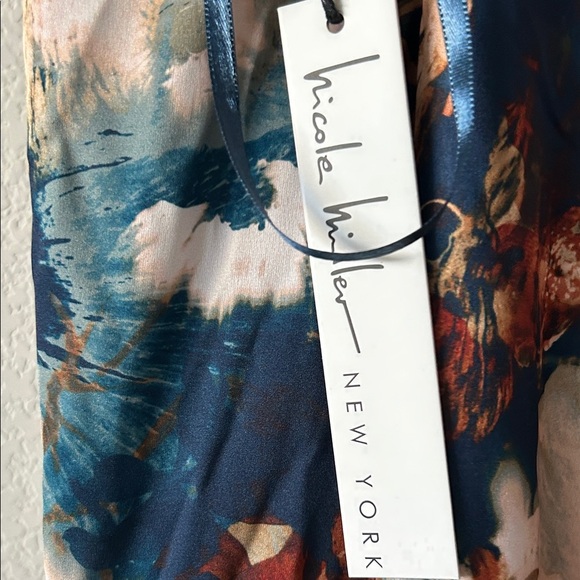 Nicole Miller Floral Racerback Built In Bra Silky Maxi Dress NWT size L - Picture 6 of 7